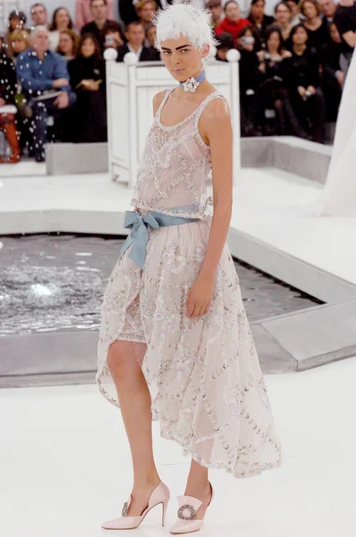 Look 30